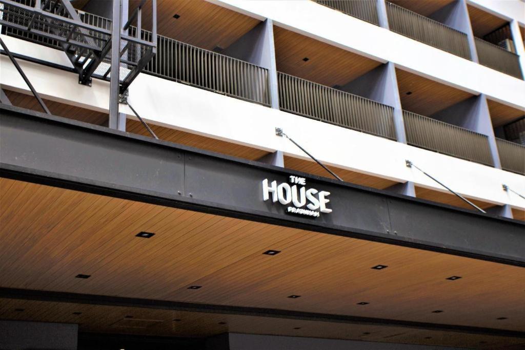 The House Pratunam Bangkok Exterior photo